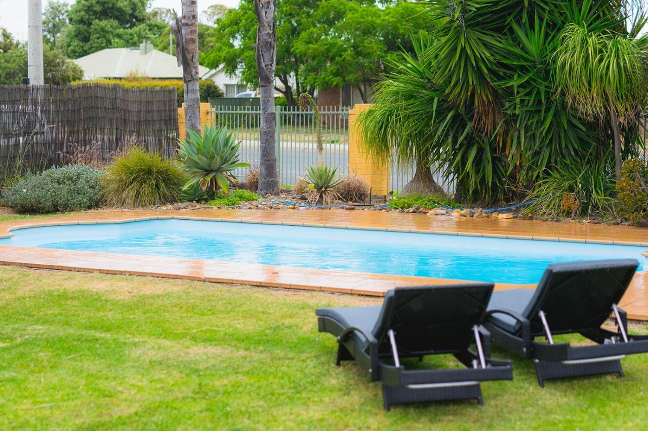 Echuca Motel エクステリア 写真